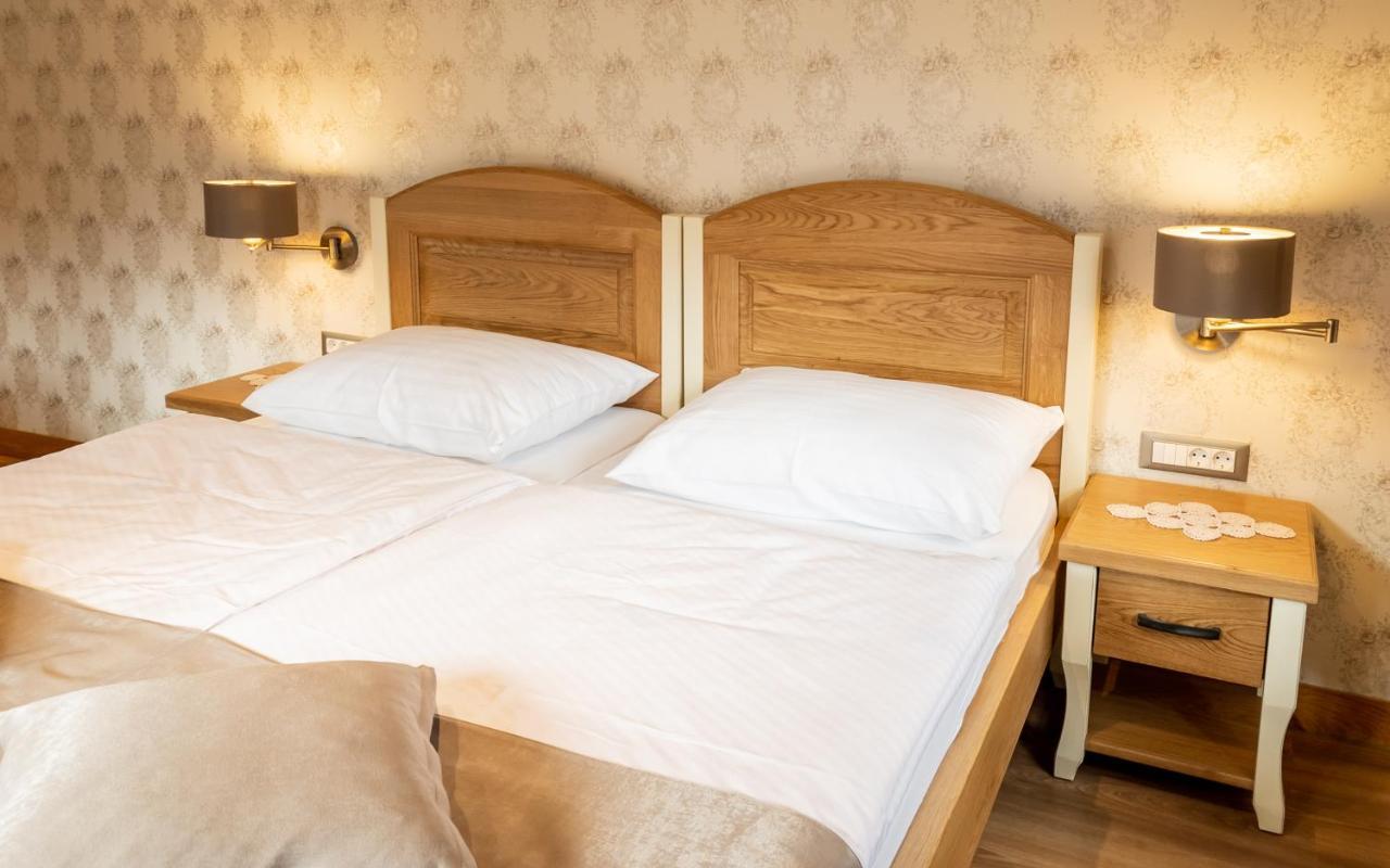 Guest House Pri Cesarju Kamnik Zewnętrze zdjęcie